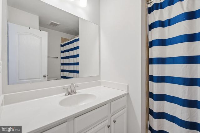 1335 HAWTHORN DR, Hanover, MD 21076