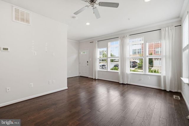 1335 HAWTHORN DR, Hanover, MD 21076
