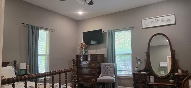 1303 20th Street, Huntsville, TX 77340