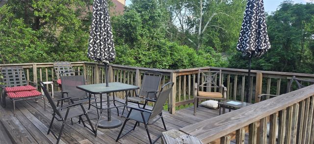 1303 20th Street, Huntsville, TX 77340