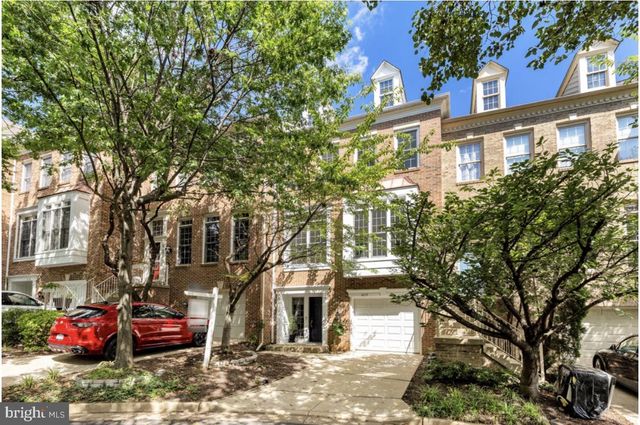 4655 KINSEY LN, Alexandria, VA 22311