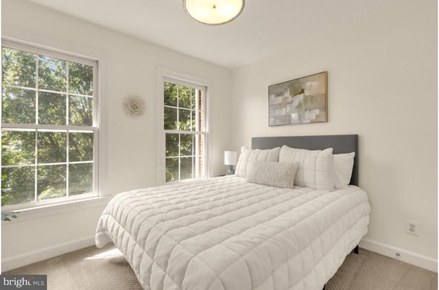 4655 KINSEY LN, Alexandria, VA 22311