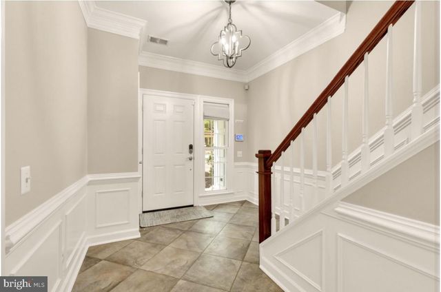 4655 KINSEY LN, Alexandria, VA 22311