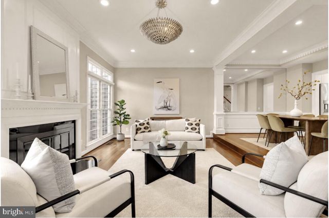 4655 KINSEY LN, Alexandria, VA 22311