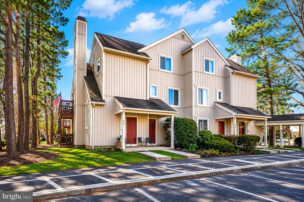 339 WOODLAKE DR, Marlton, NJ 08053