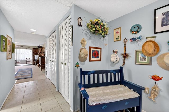 521 LAKESIDE DRIVE 521, Bradenton, FL 34210