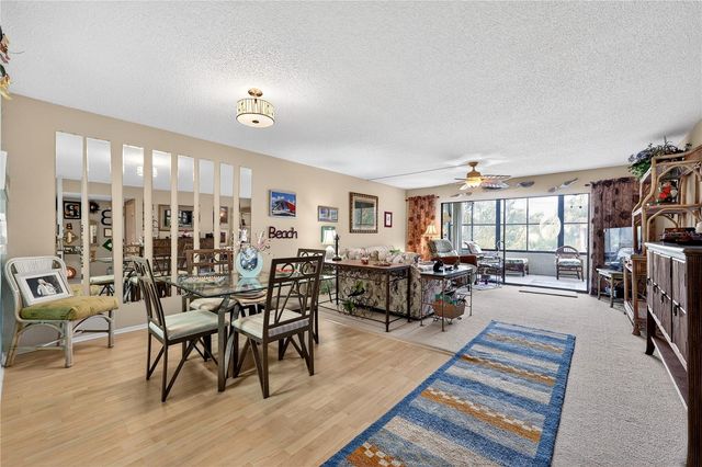 521 LAKESIDE DRIVE 521, Bradenton, FL 34210