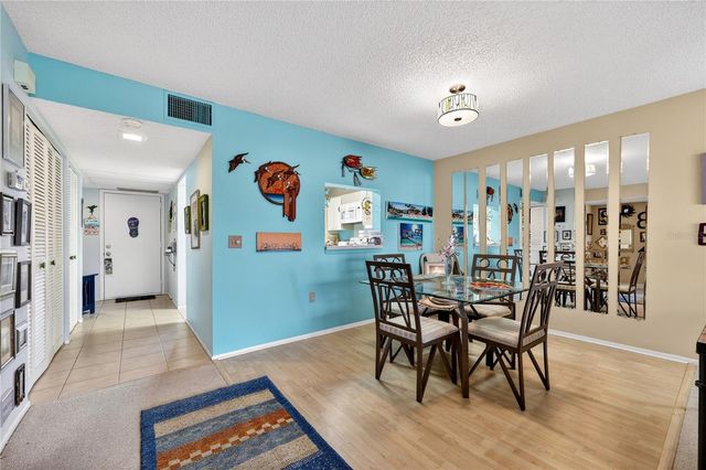 521 LAKESIDE DRIVE 521, Bradenton, FL 34210