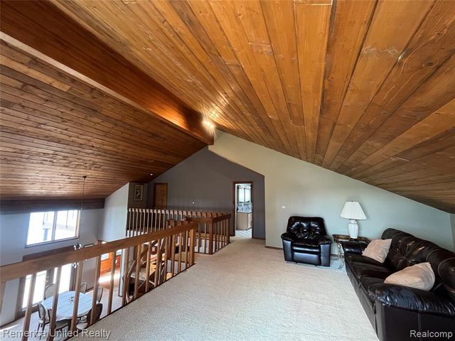 4533 Horseshoe Drive, Waterford, MI 48328