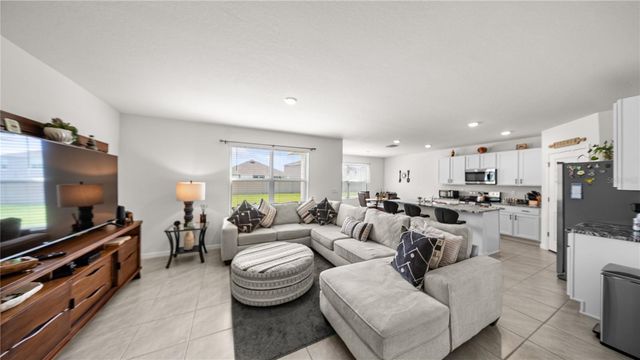 3411 GRASSY KNOLL COURT, Plant City, FL 33565