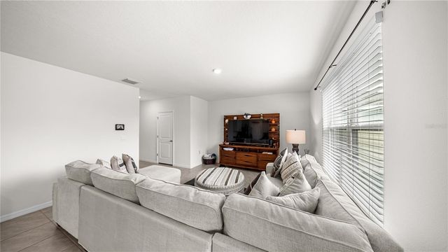3411 GRASSY KNOLL COURT, Plant City, FL 33565
