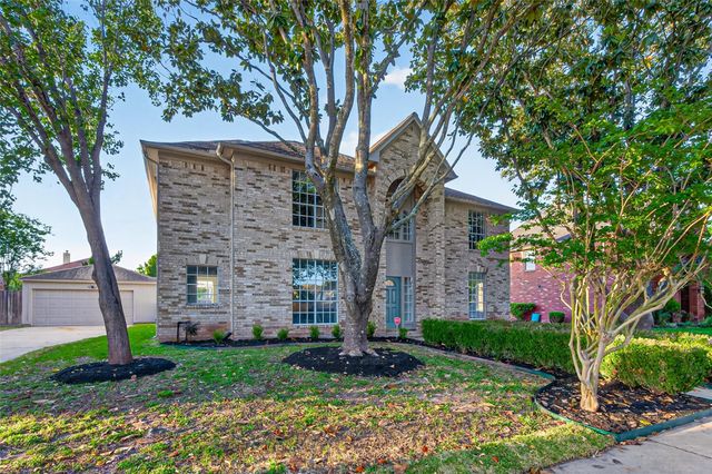 8010 Ashley Circle Drive N, Houston, TX 77071