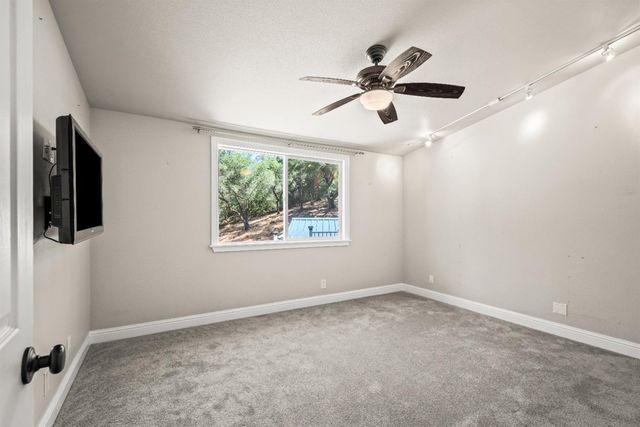 2625 Freshwater Ln, El Dorado, CA 95623