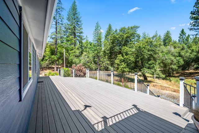 2625 Freshwater Ln, El Dorado, CA 95623