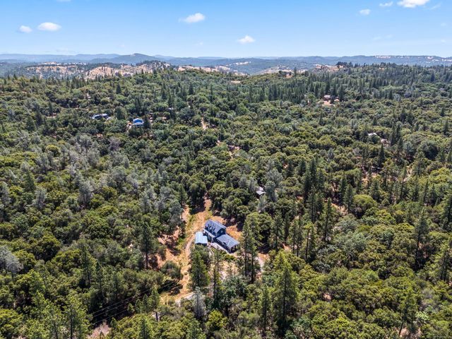 2625 Freshwater Ln, El Dorado, CA 95623