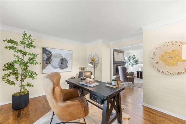 12112 Aberdeen Road, Leawood, KS 66209
