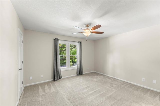 12112 Aberdeen Road, Leawood, KS 66209