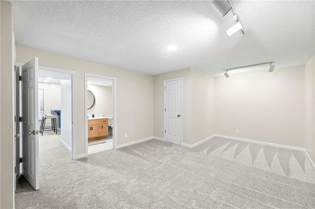 12112 Aberdeen Road, Leawood, KS 66209