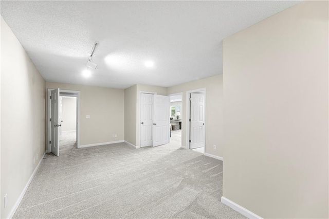 12112 Aberdeen Road, Leawood, KS 66209
