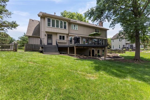 12112 Aberdeen Road, Leawood, KS 66209