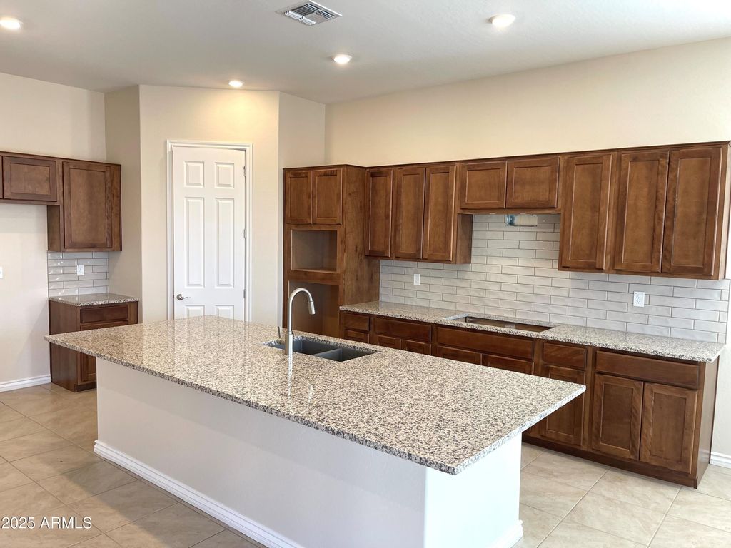 10022 W VERDE Lane, Avondale, AZ 85392 — photo 2