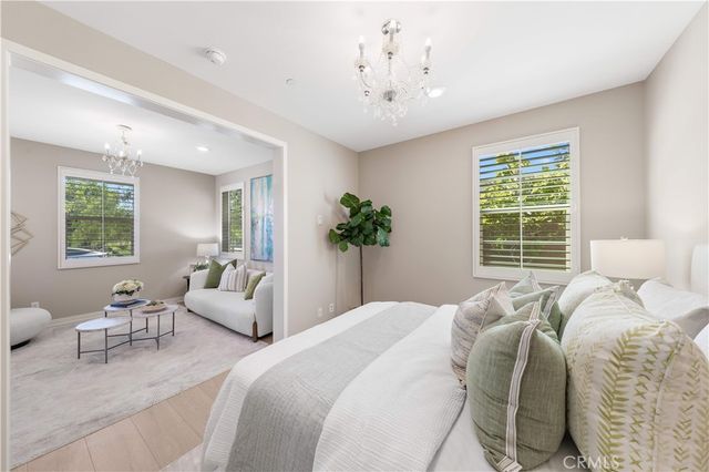 101 Tinker, Irvine, CA 92618