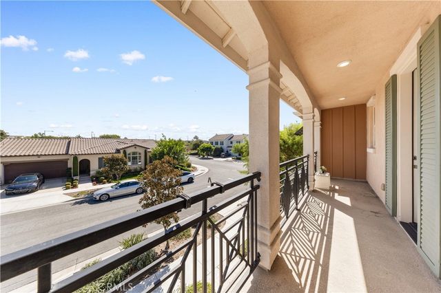 101 Tinker, Irvine, CA 92618