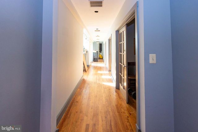 115 W SARATOGA ST, Baltimore, MD 21201