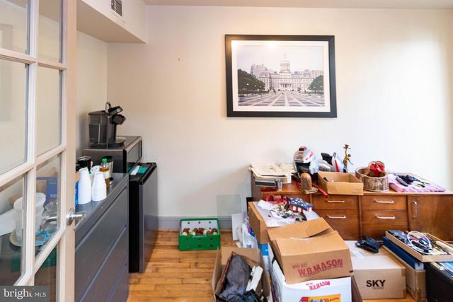 115 W SARATOGA ST, Baltimore, MD 21201