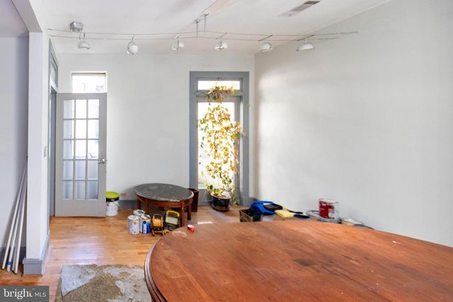 115 W SARATOGA ST, Baltimore, MD 21201