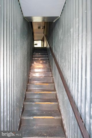 115 W SARATOGA ST, Baltimore, MD 21201