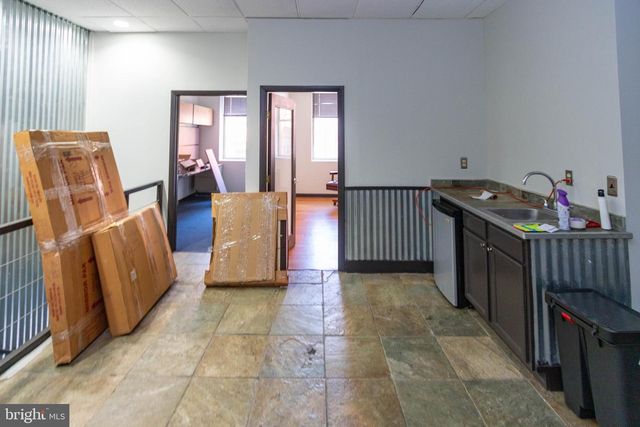 115 W SARATOGA ST, Baltimore, MD 21201