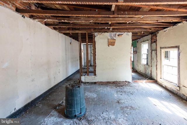 115 W SARATOGA ST, Baltimore, MD 21201