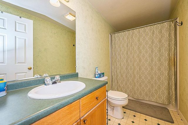 20 Rocky Ledge Road, Merrimack, NH 03054