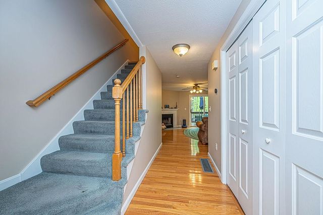 20 Rocky Ledge Road, Merrimack, NH 03054