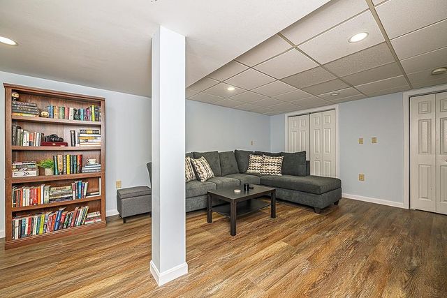 20 Rocky Ledge Road, Merrimack, NH 03054