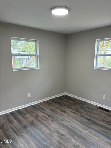 1405 N Hyde Park Avenue, Durham, NC 27701