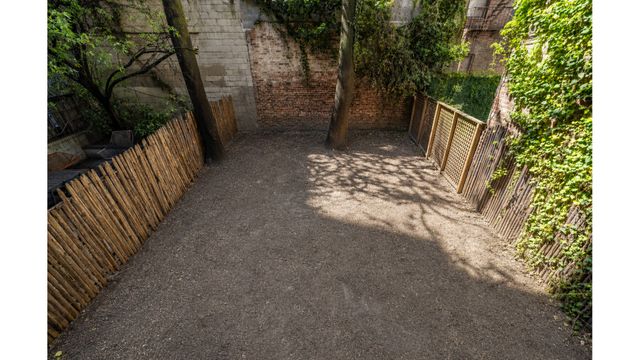 10 W 9TH Street, New York City, NY 10011