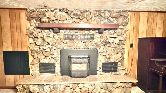 67041 E 166 Road, Wyandotte, OK 74370