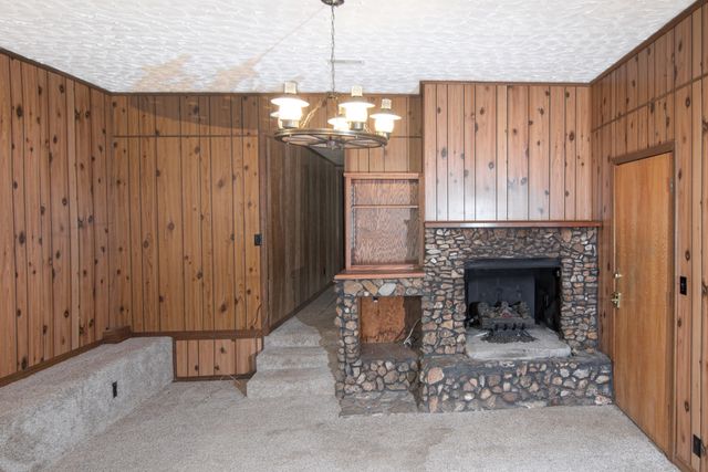 67041 E 166 Road, Wyandotte, OK 74370