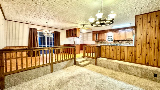 67041 E 166 Road, Wyandotte, OK 74370