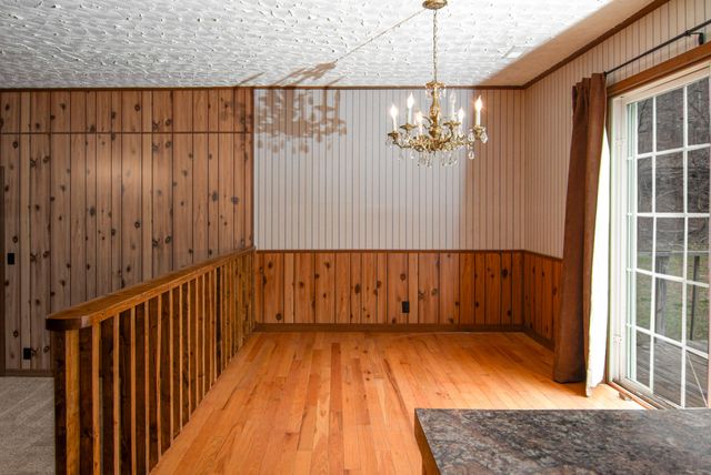 67041 E 166 Road, Wyandotte, OK 74370