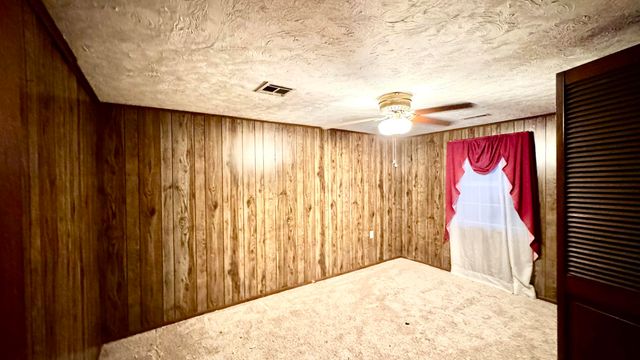 67041 E 166 Road, Wyandotte, OK 74370