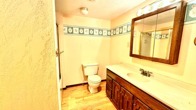 67041 E 166 Road, Wyandotte, OK 74370