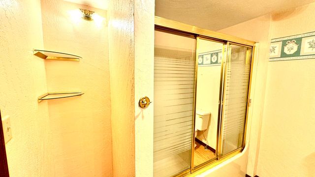 67041 E 166 Road, Wyandotte, OK 74370