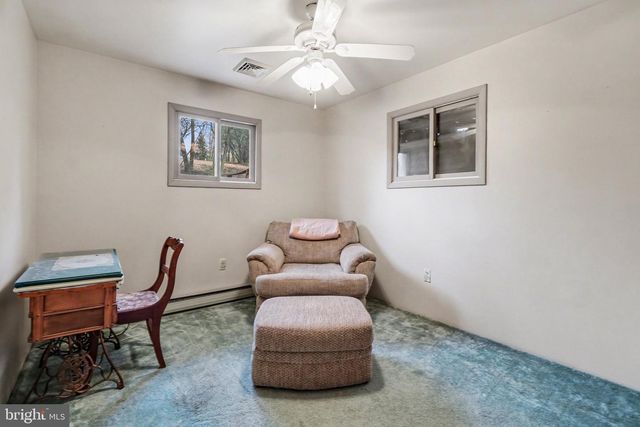 1140 STONEY CREEK RD, Dauphin, PA 17018