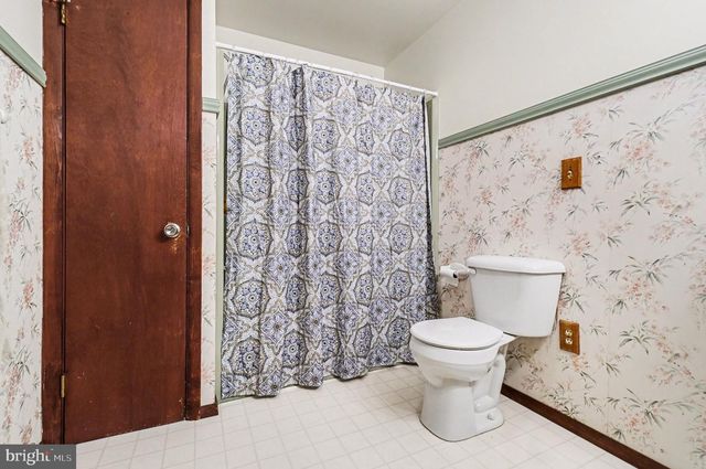 1140 STONEY CREEK RD, Dauphin, PA 17018