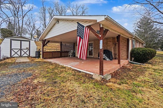 1140 STONEY CREEK RD, Dauphin, PA 17018