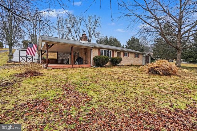 1140 STONEY CREEK RD, Dauphin, PA 17018