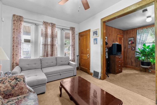 1316 S 49th Court, Cicero, IL 60804